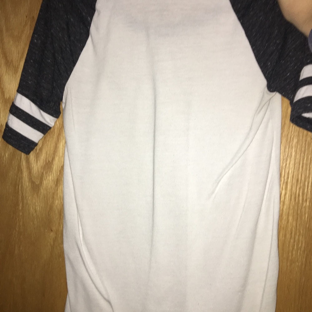 Baseball tee